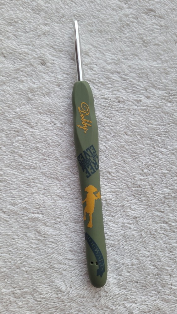 Preowned Harry Potter Dobby Wooble Ergonomic Crochet Hook