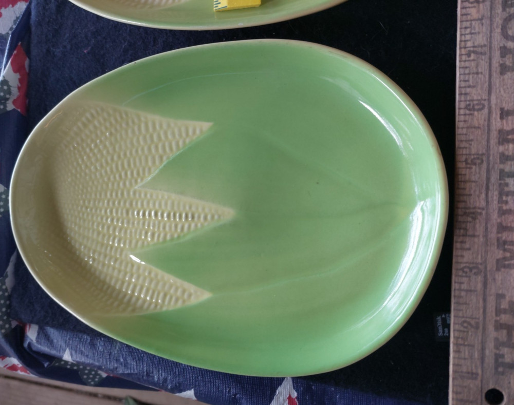 2 Terrace Ceramics Corn Pattern platters 10x8