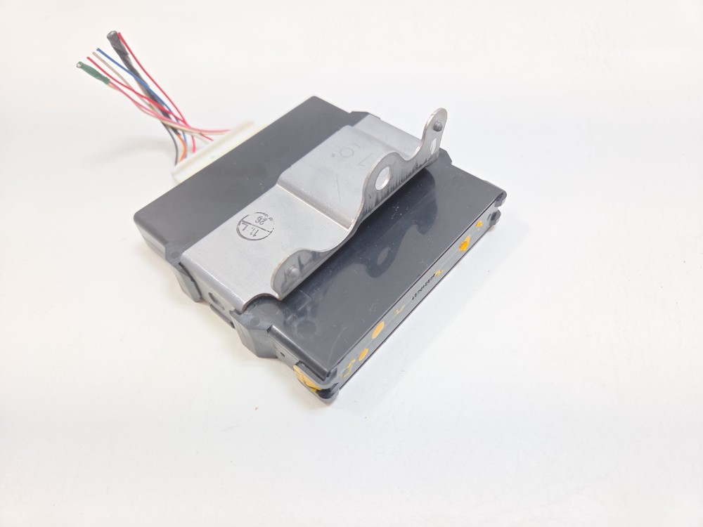 09-12 RAV4 Transfer Case Control Module Right Hand Dash 89630-42040