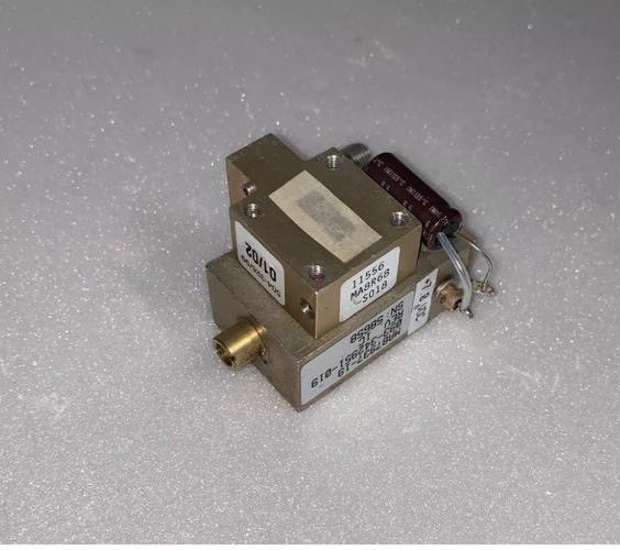 MICROWAVE OSCILLATOR TUNABLE 24Ghz DRO .TESTED