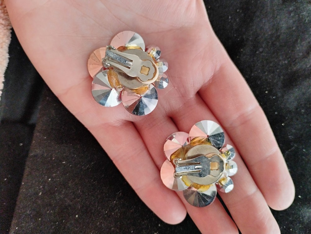 Sparkly clip on earrings