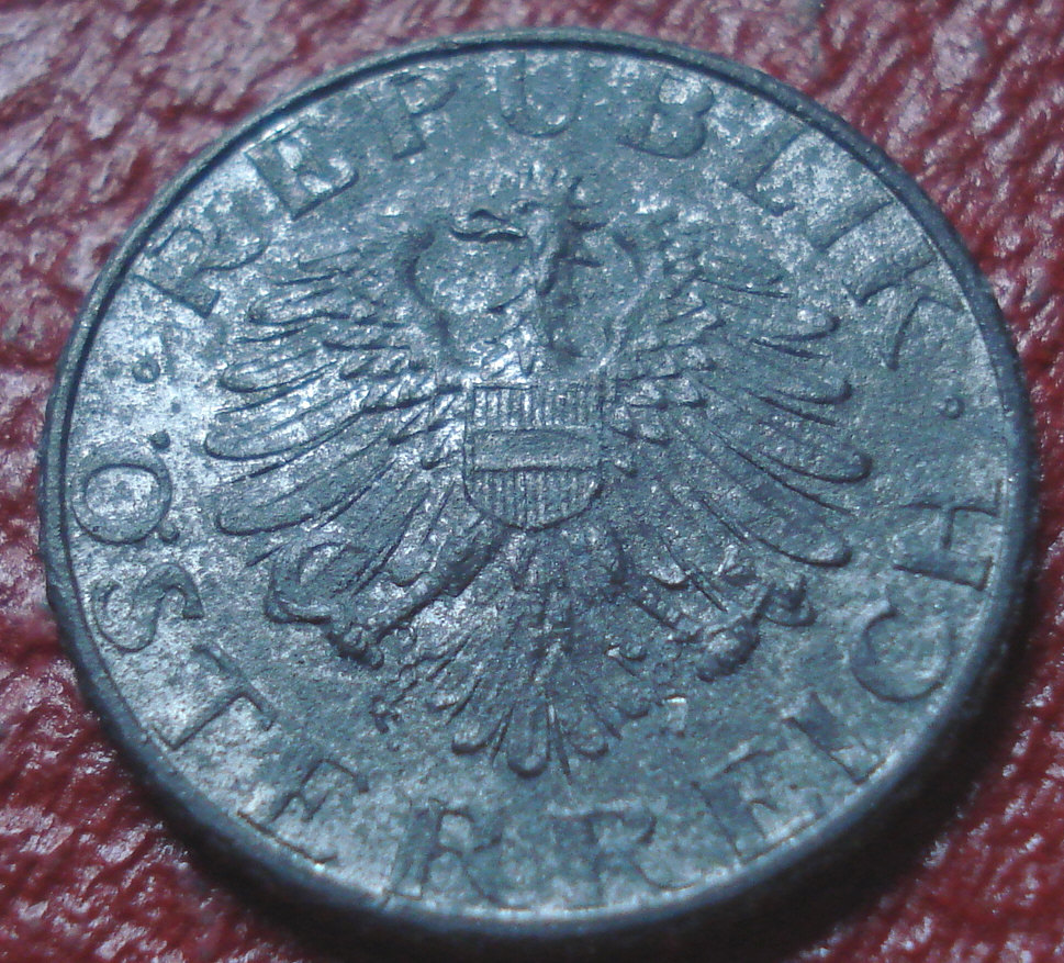 1951 AUSTRIA 5 GROSCHEN IN EF CONDITION