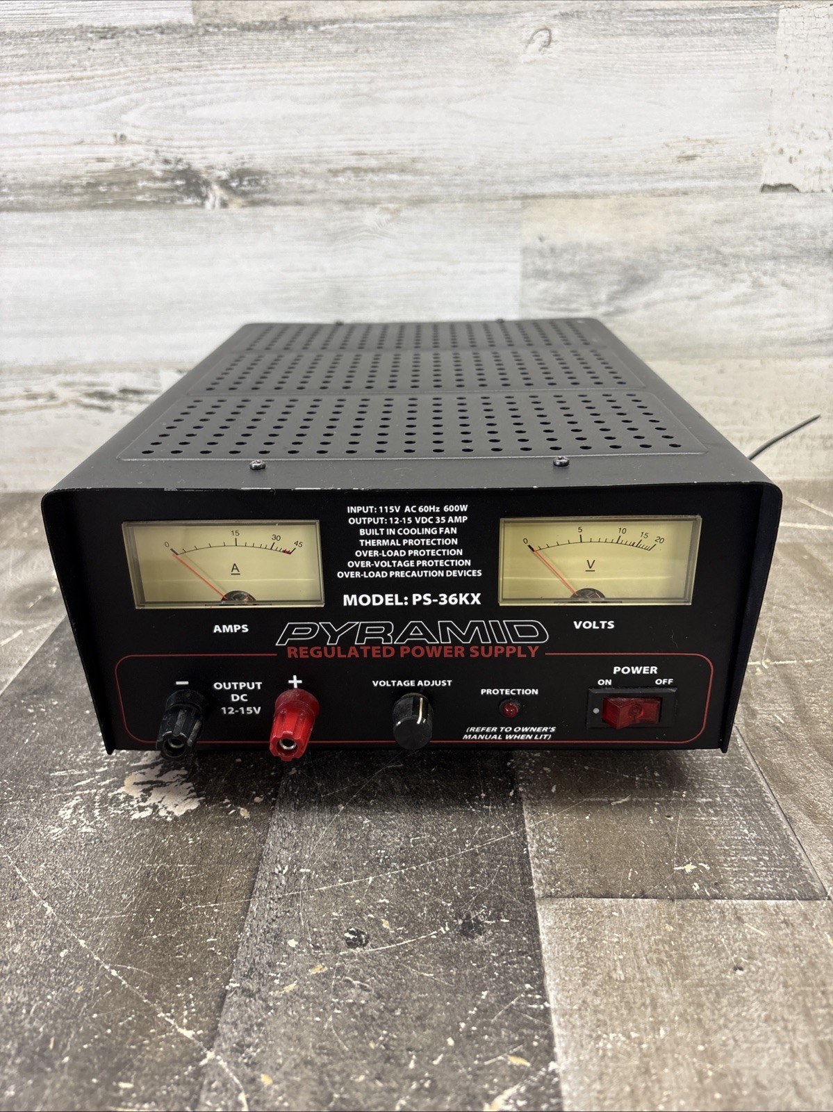 PYRAMID  PS-36KX  35 Amp Power Supply!!