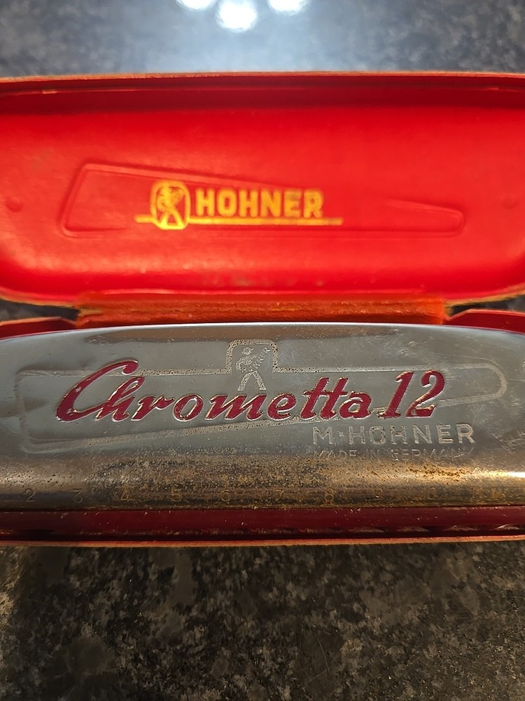 VINTAGE HOHNER CHROMETTA 12 CHROMATIC HARMONICA