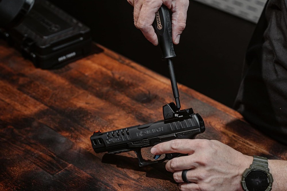 Wheeler Engineering 100-Piece Professional Screwdriver Set