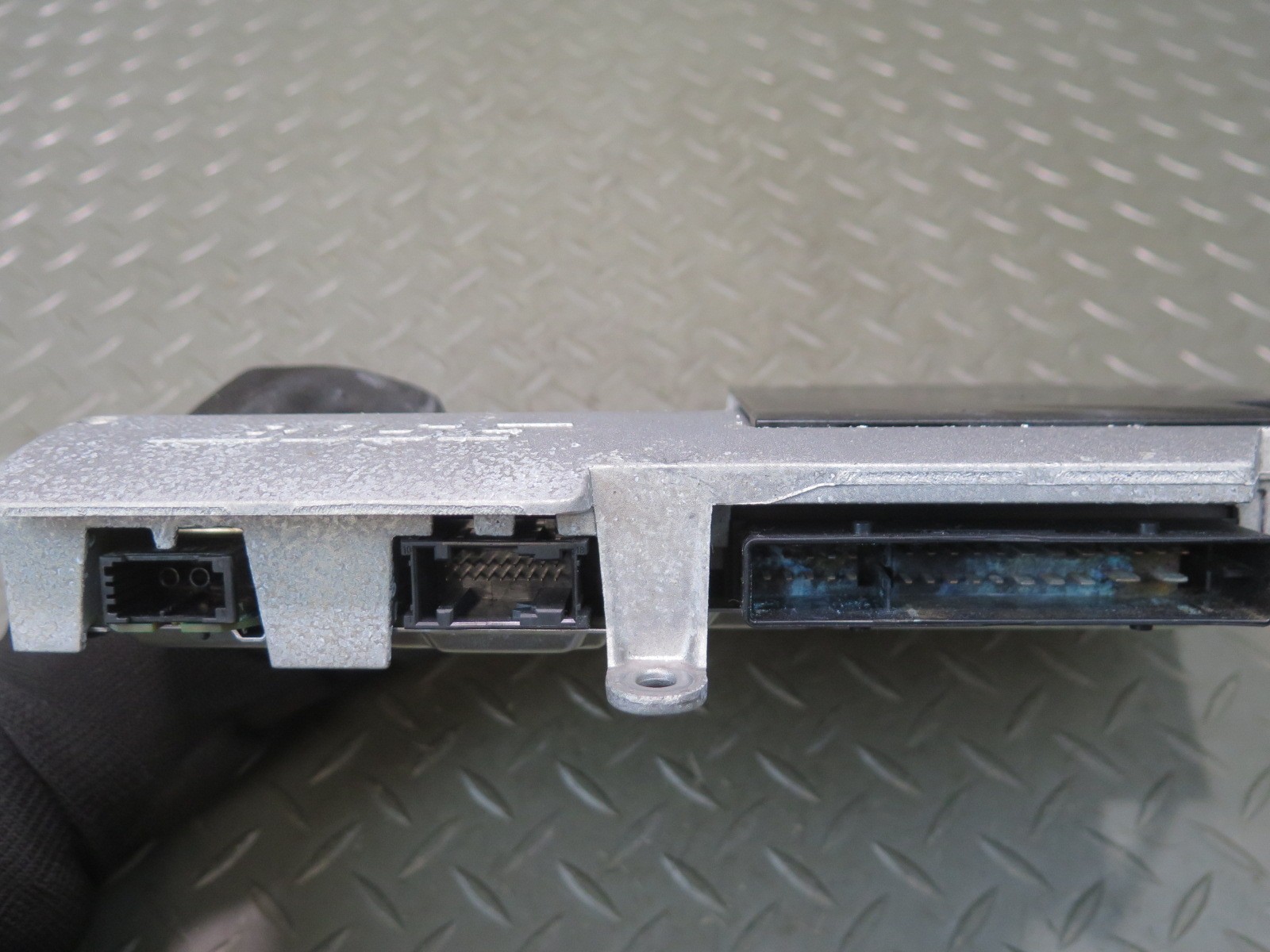 2011-2016 PORSCHE CAYENNE 958 BOSE AUDIO SYSTEM AMPLIFIER AMP 7PP035223AA