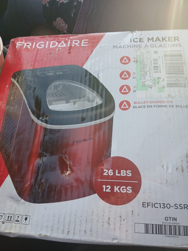 Frigidaire Ice Maker 26lbs Efic130-ssred