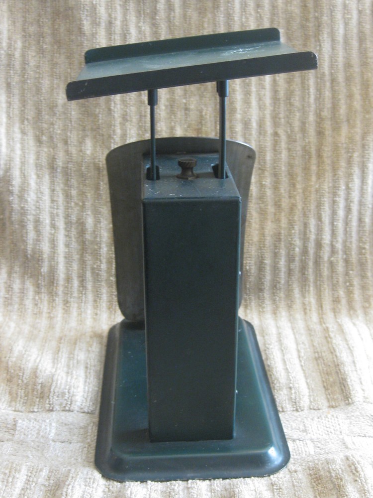 Vintage I.D.I. Postal Scale excellent condition
