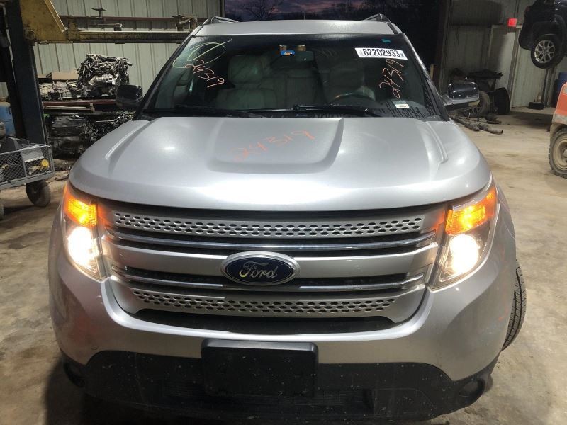 Camera/Projector Camera Above License Bracket Fits 11-12 EXPLORER 848123