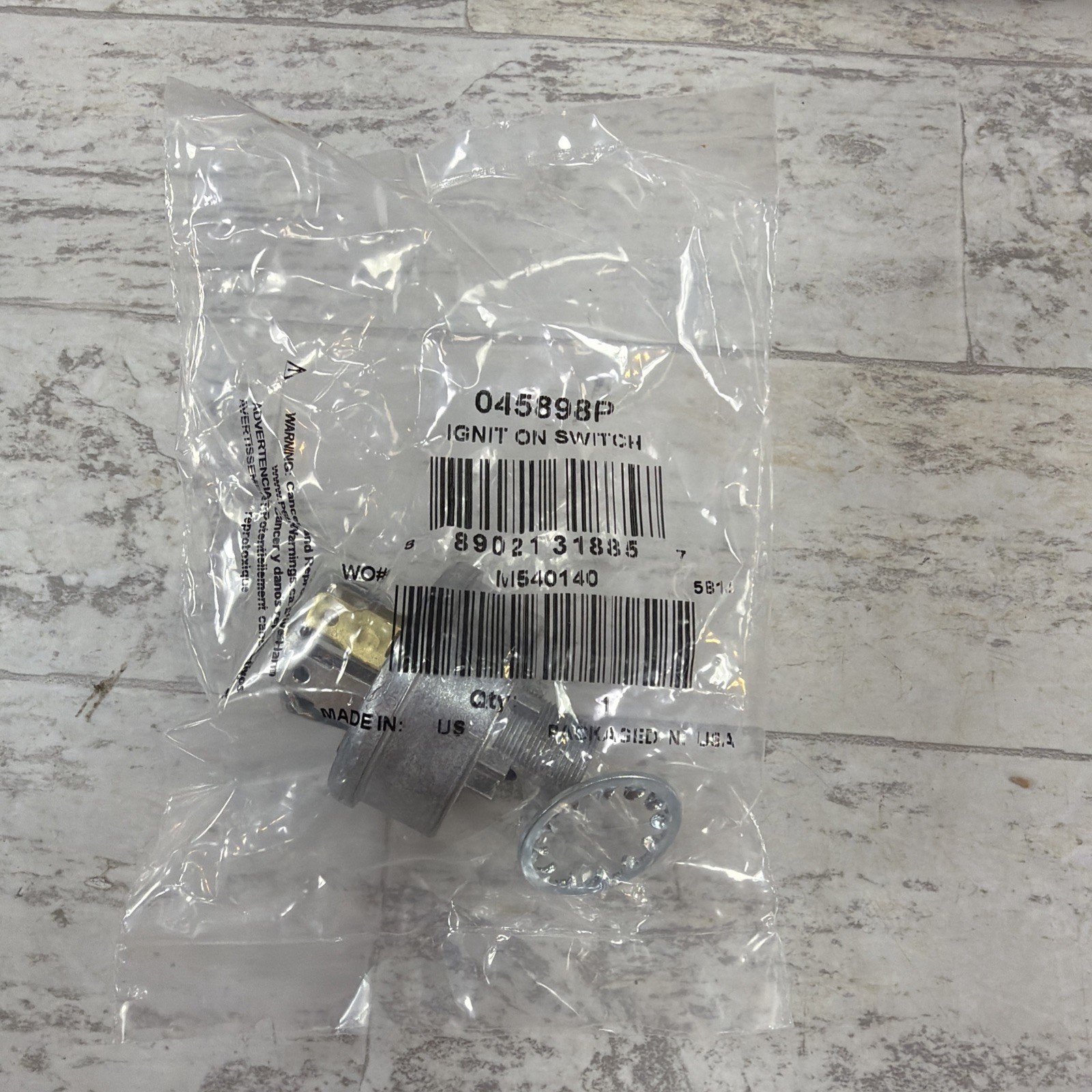 Genuine OEM Hustler Ignition Switch 045898P For Hustler Turf Equipment