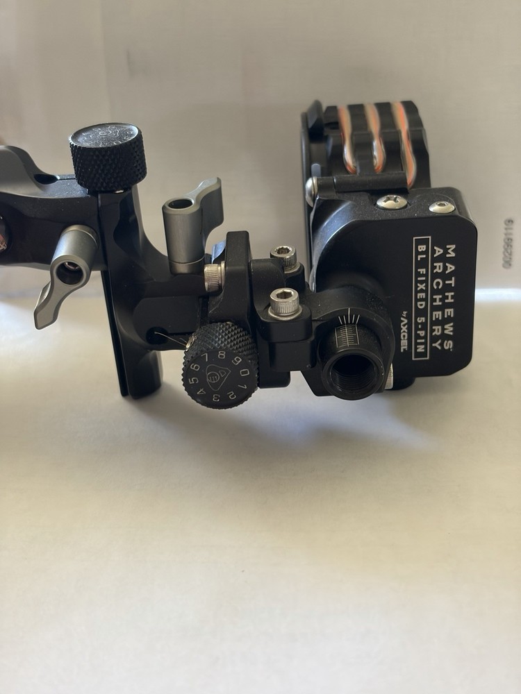 Mathews Axcel Bridge-Lock Fixed Pin Sight Black 5-Pin Archery Sight