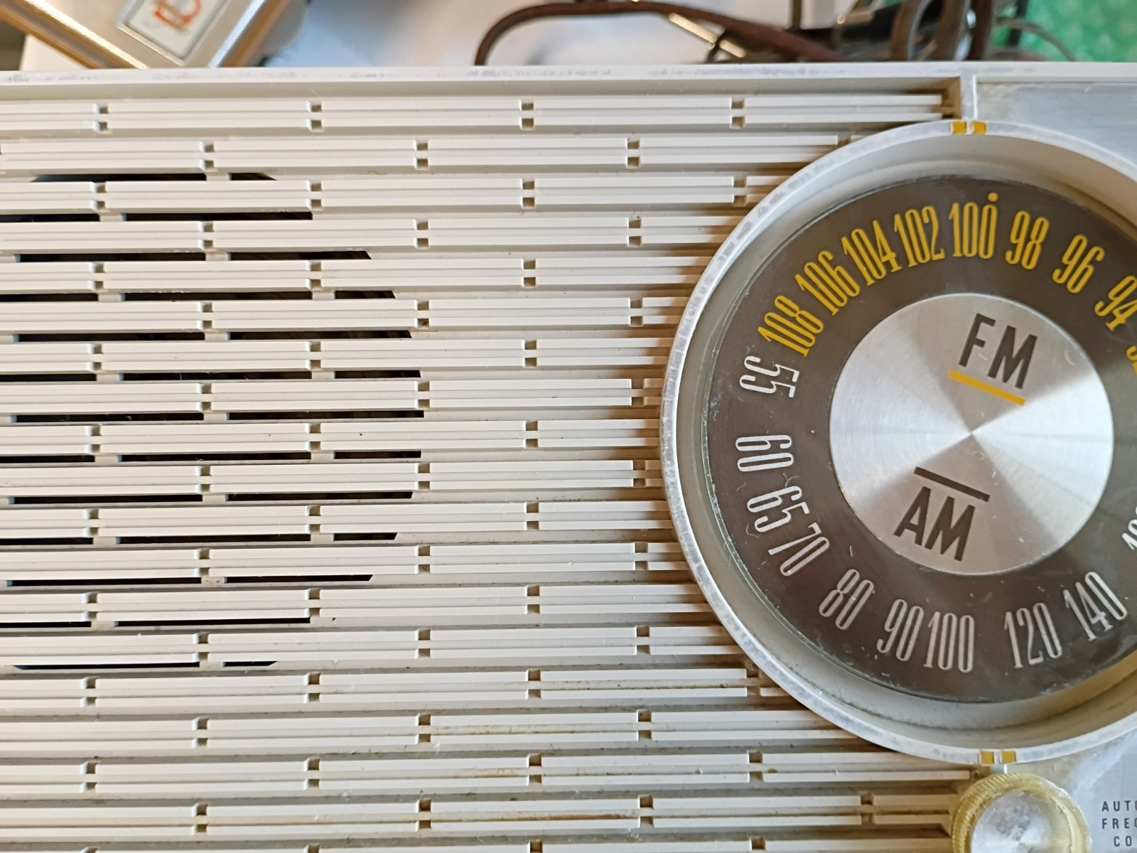 ✨RARE 1969 Zenith Model Z316L AM FM Tube Radio Works Watch The Video Make Offer✨