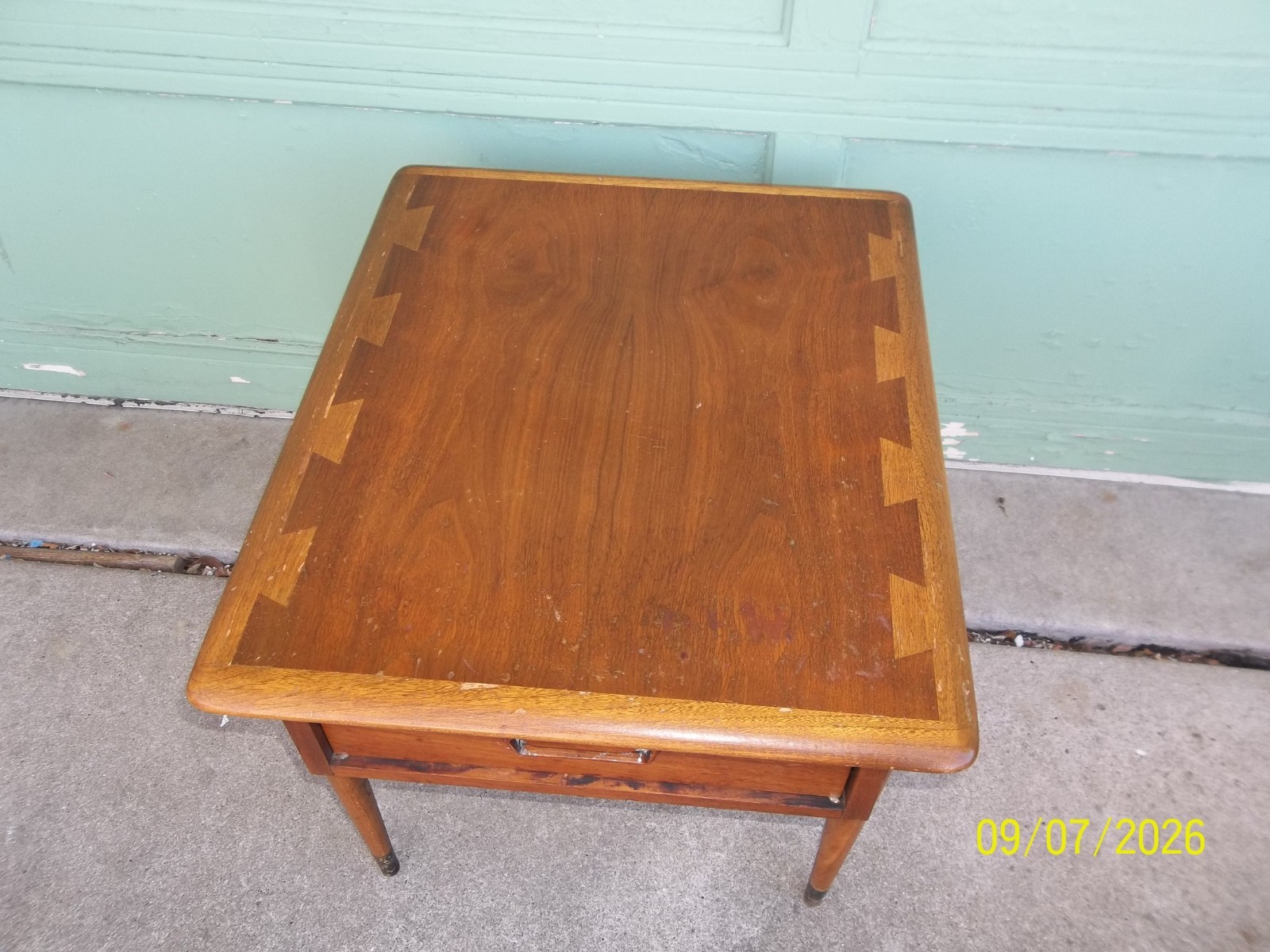 Vintage Lane Acclaim Andre Bus Mid Century MCM End Table with Drawer