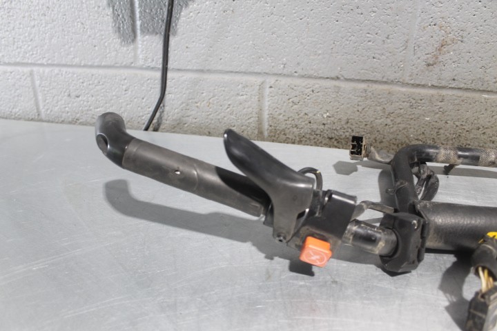 2004 SKIDOO REV 800 SUMMIT HIGHMARK HANDLEBARS HANDLE BARS THROTTLE SWITCH #8407