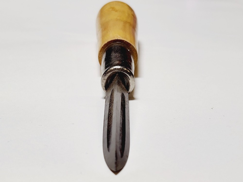 7-1/4" Machinists Triangular Hollow Scraper