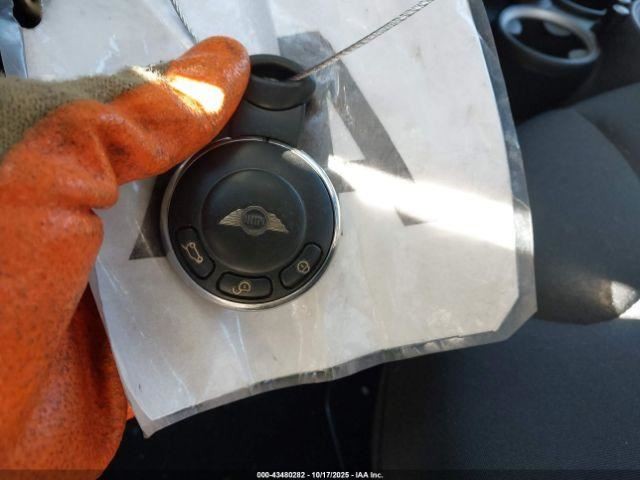 MINI 1 2012 Glove Box 4914297