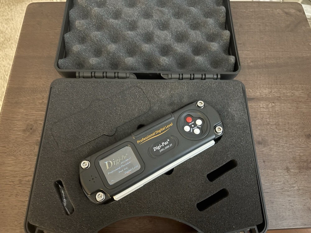 Digi-Pas DWL-2000XY Digital Precision Level Professional with Case