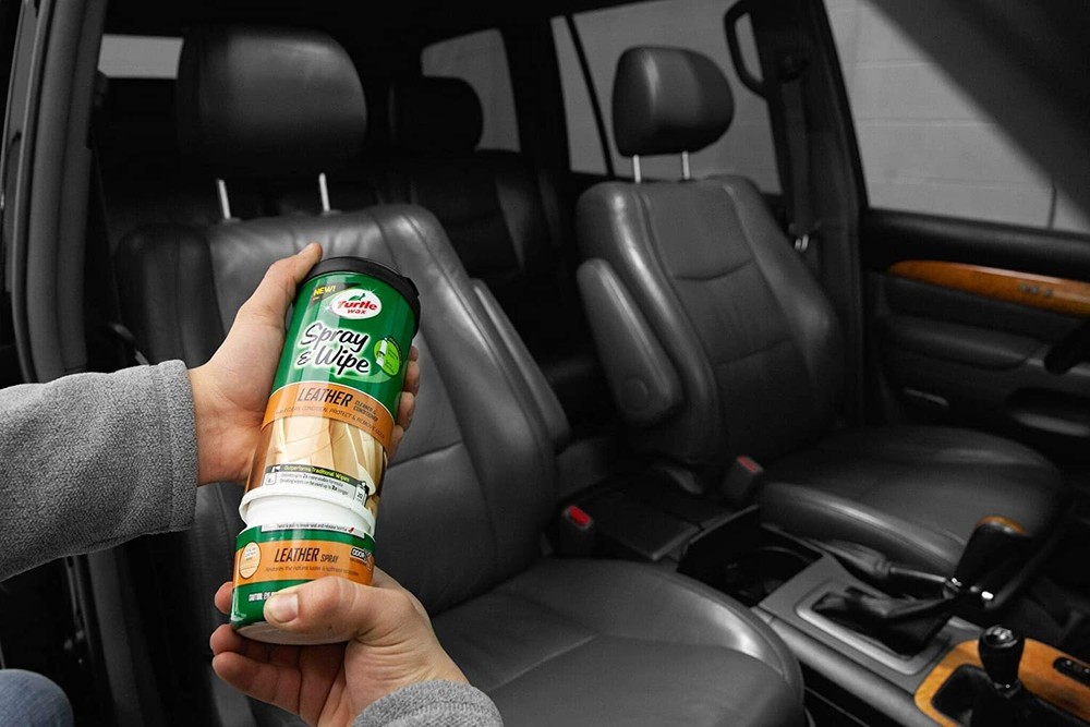 Turtle Wax 50941 Spray & Wipe Leather Cleaner & Conditioner