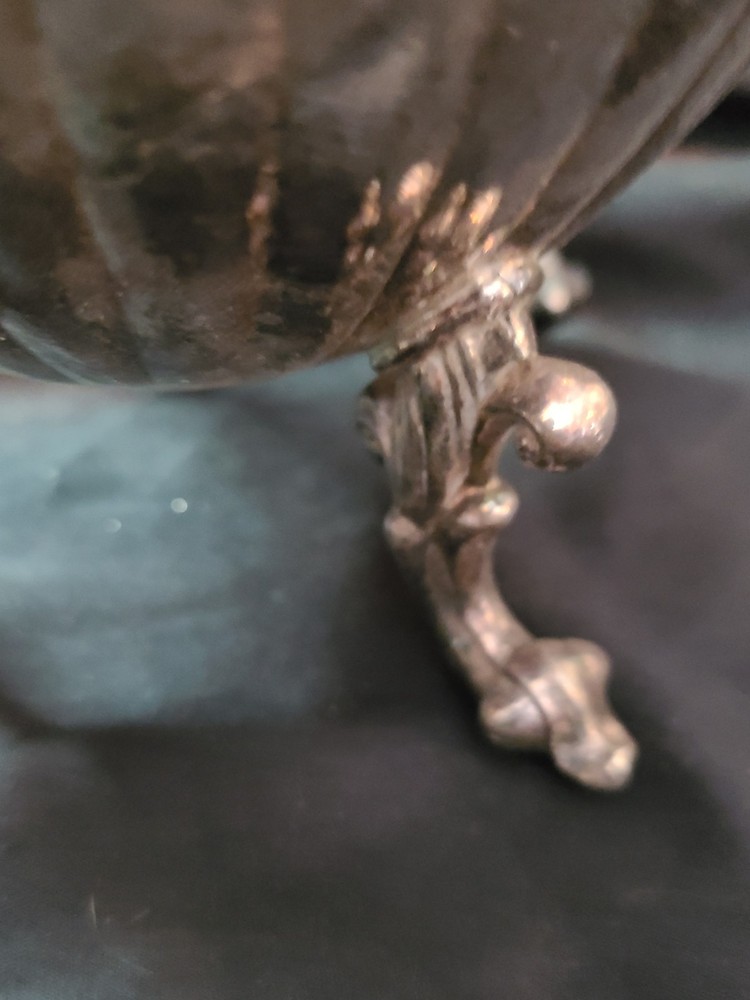 Vintage Silver Plate Silverplate Hinged Lidded Coffee/Tea Pot