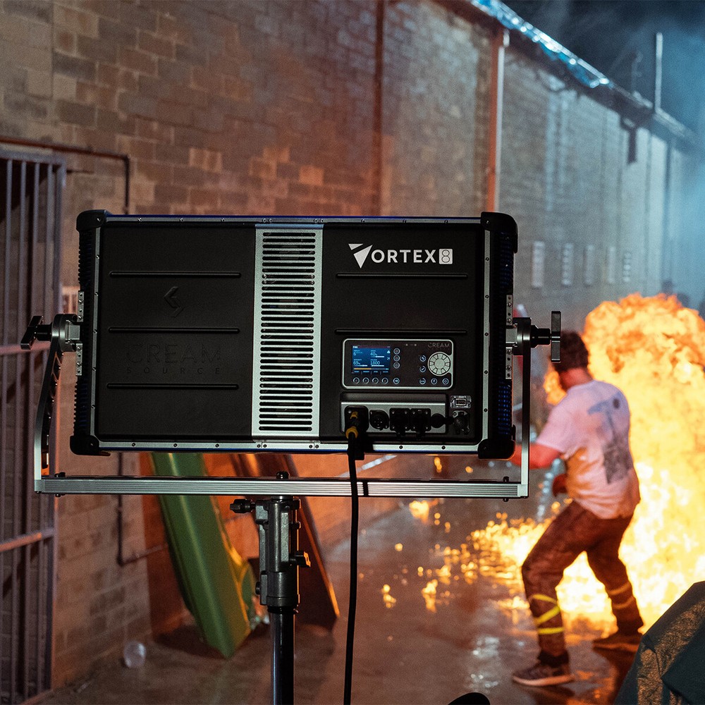 Creamsource Vortex8 2x1 RGBW 650W LED Light (MFR: K-CSV-8-PRO)