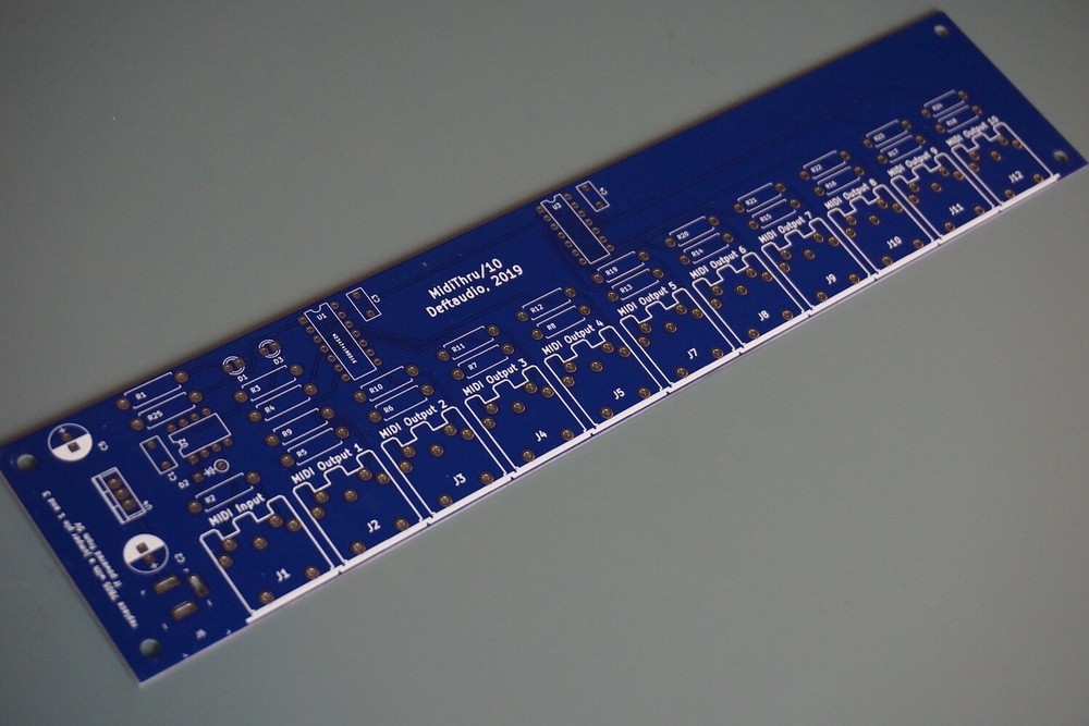 MIDI Thru 1 input - 10 out splitter midithru box DIY kit Not assembled