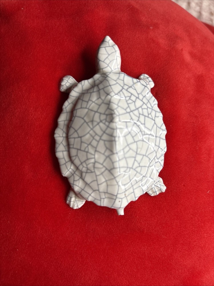 Sea Turtle White Crackled Finish 3”