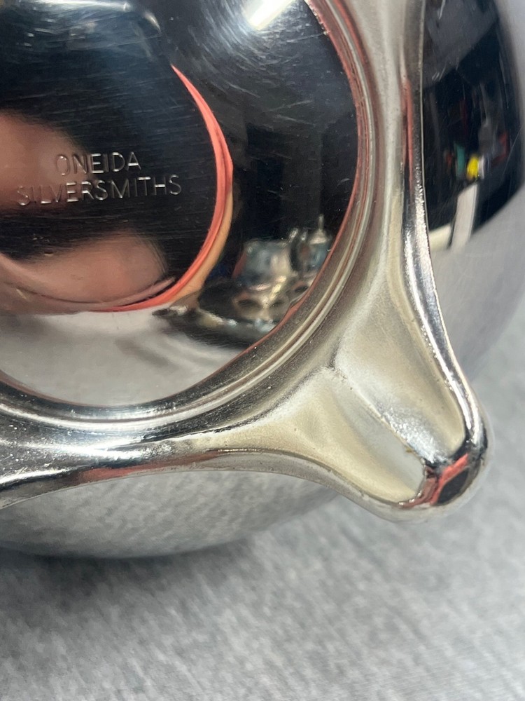 Oneida Silversmiths Silver-Plated 5-Piece Tea Set With Etched Serving Tray