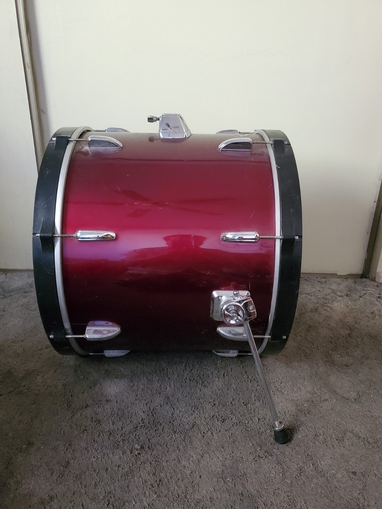 Tama Bass Drum
