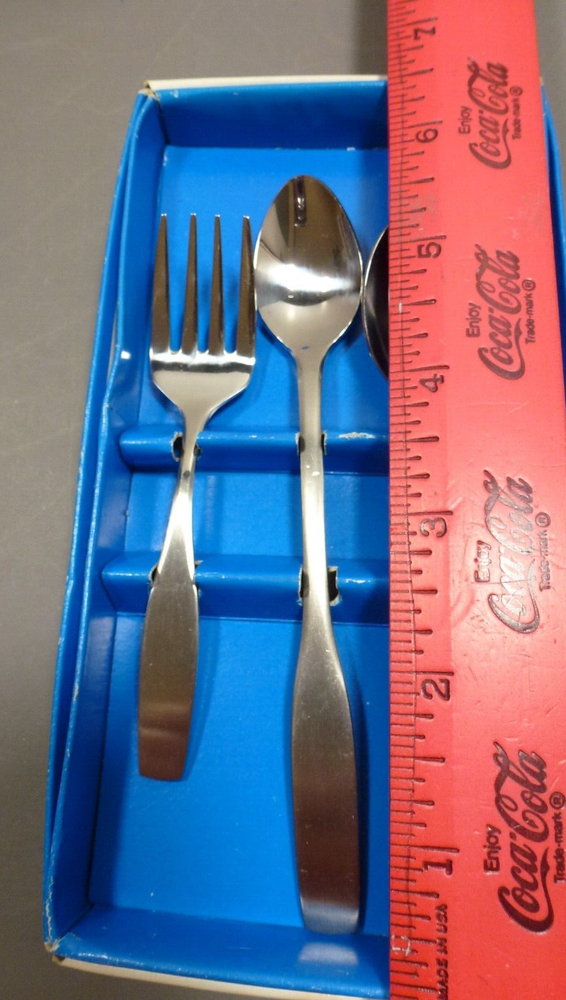 Vintage Leonard Silver Co. Stainless LEO6 3 Piece Baby Flatware Set, Mint in Box