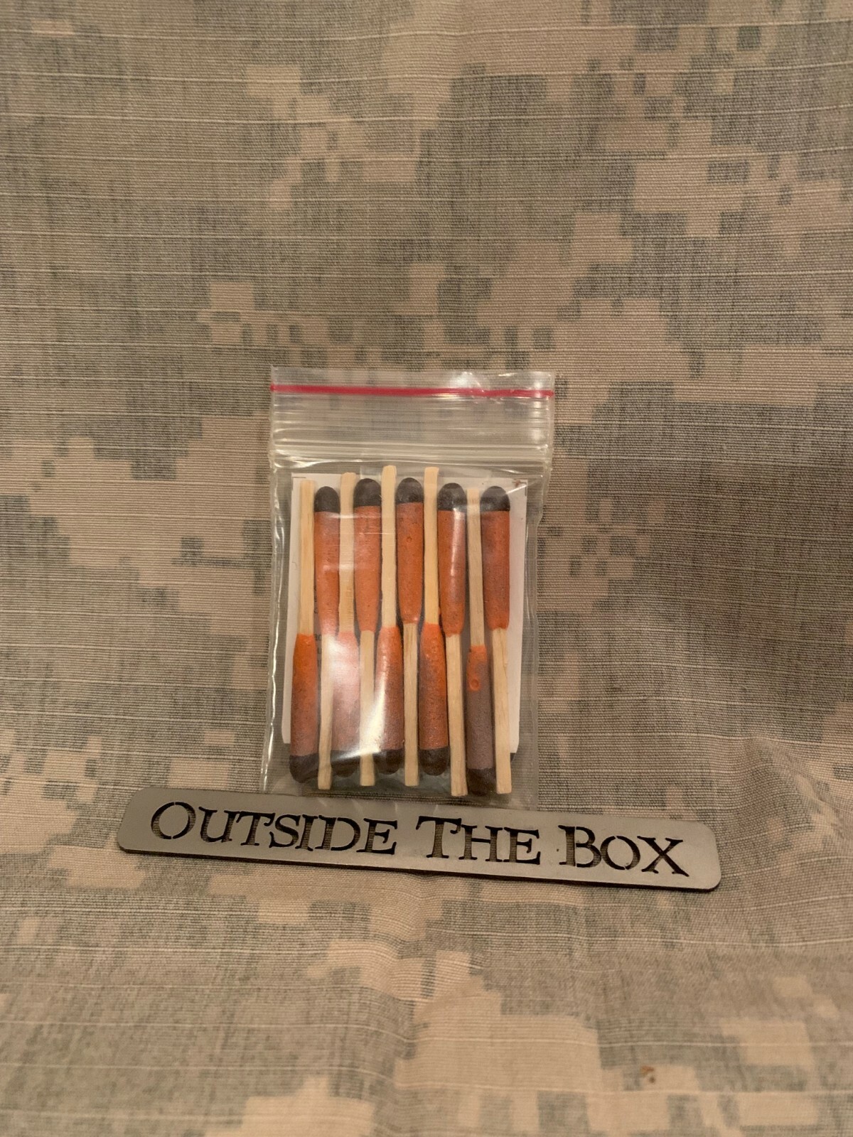 Emergency/Survival: UCO Survival Stormproof Match Kit - 10 Matches & 2 Strikers