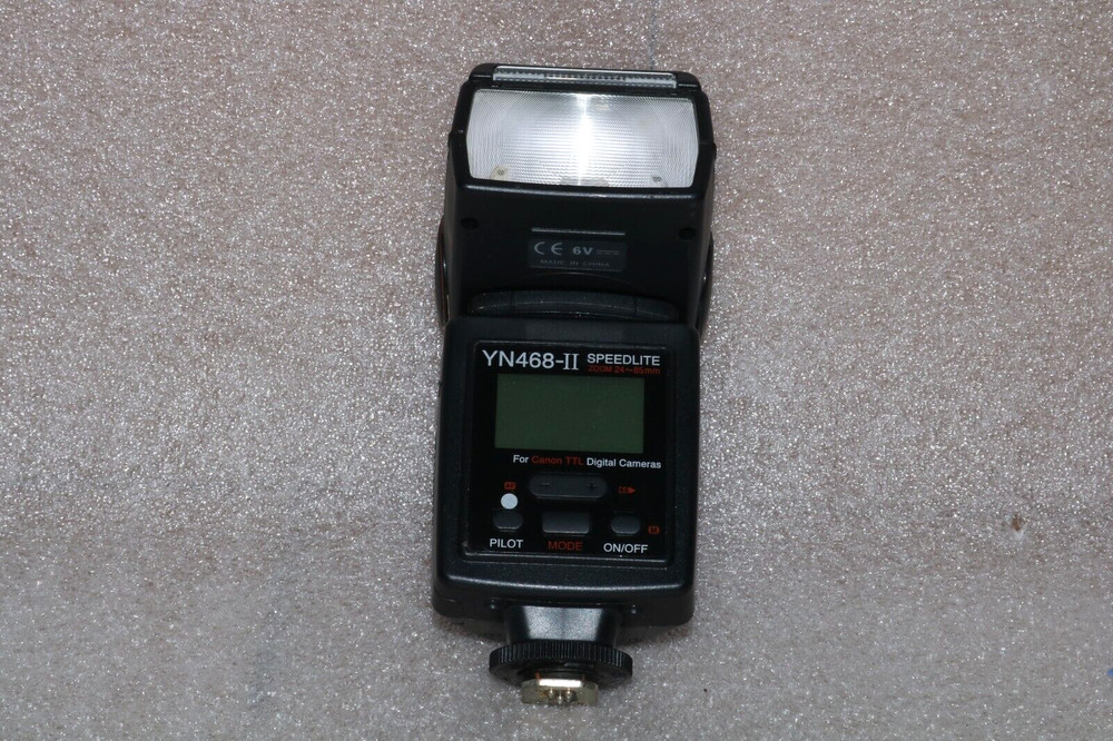 YN468-II  Digital Flash for Canon TTL Digital Camera, Pre-Owned .