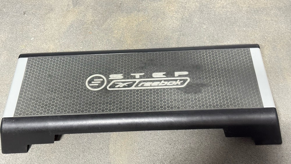 Reebok Step Aerobic Fitness Exercise Platform Stepper (No Riser)