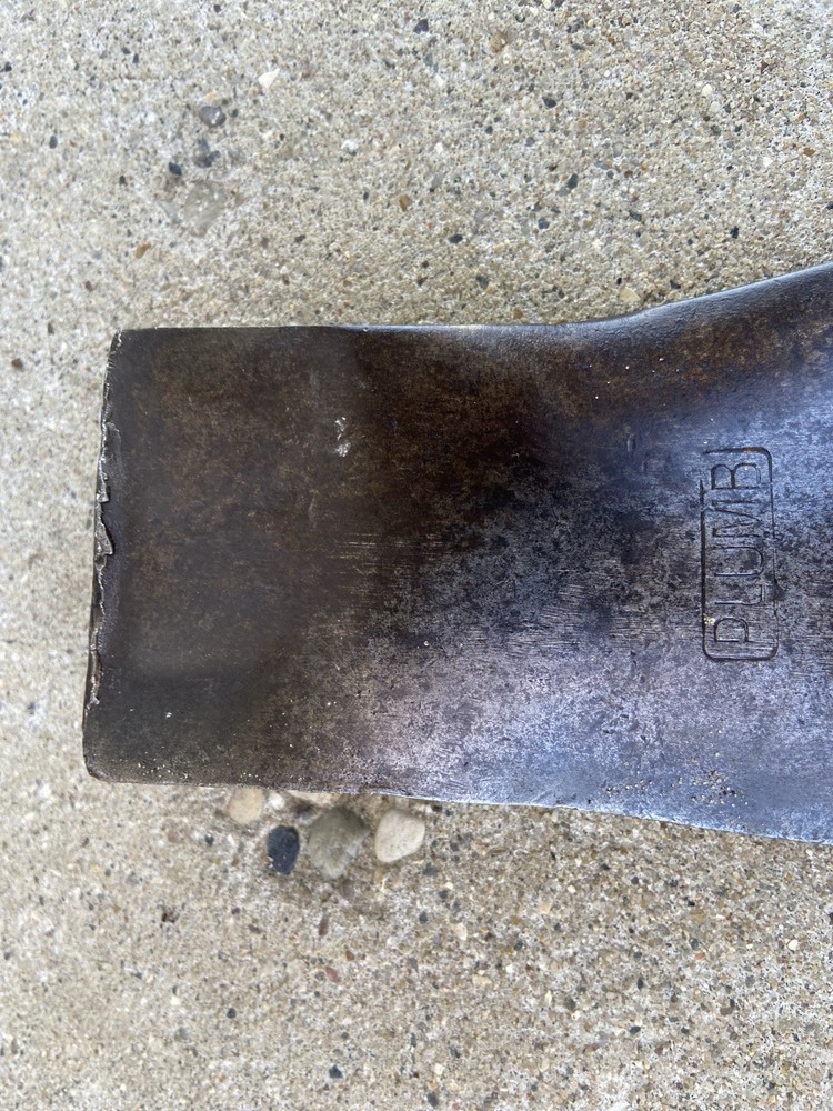 VINTAGE PLUMB MADE IN USA SINGLE BIT AXE HEAD