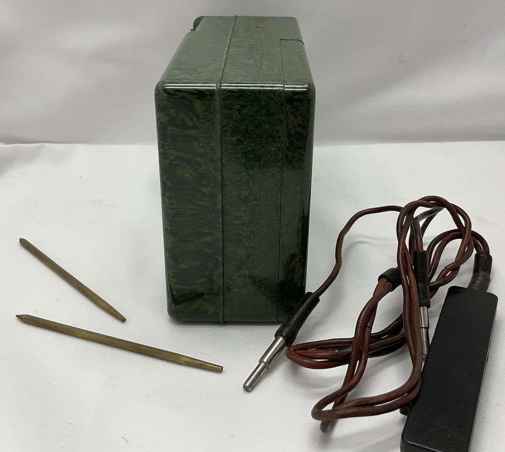 Vintage Megger Circuit Testing Ohmeter **untested**