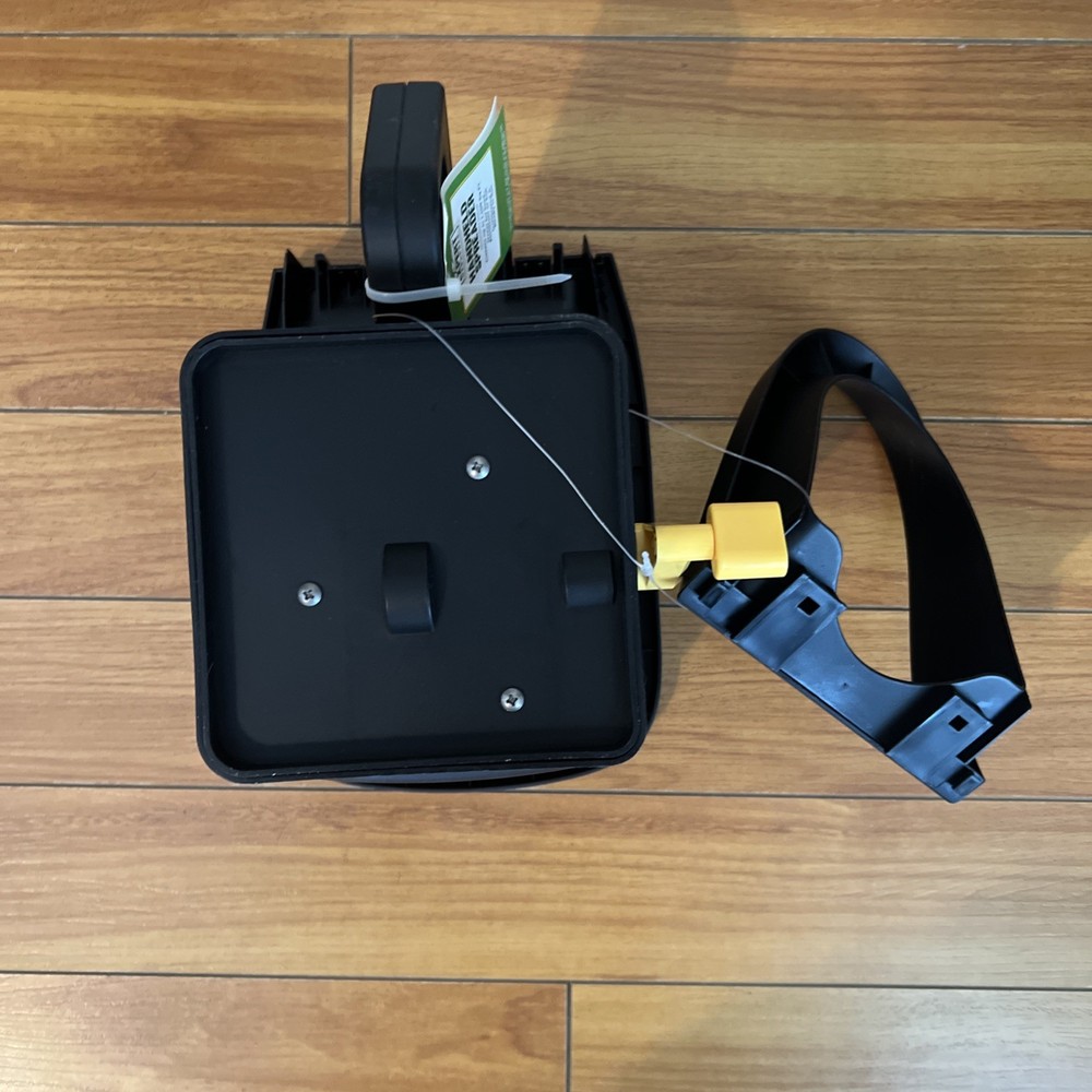 Expert Gardener Handheld Spreader, Black