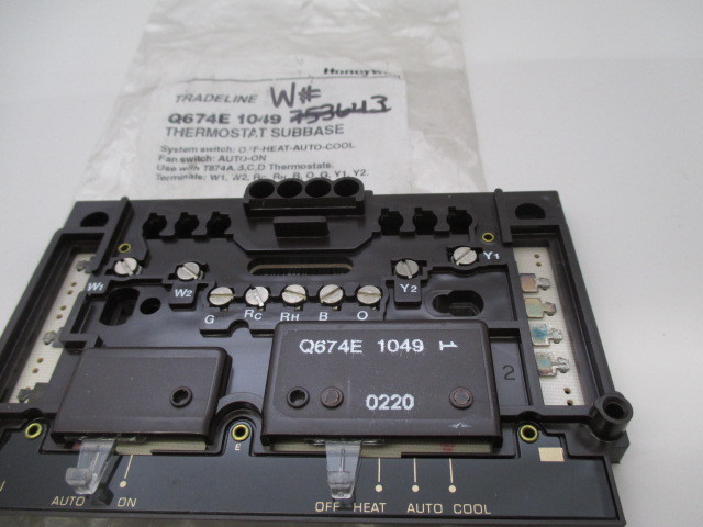 Honeywell Q674E1049 Subbase