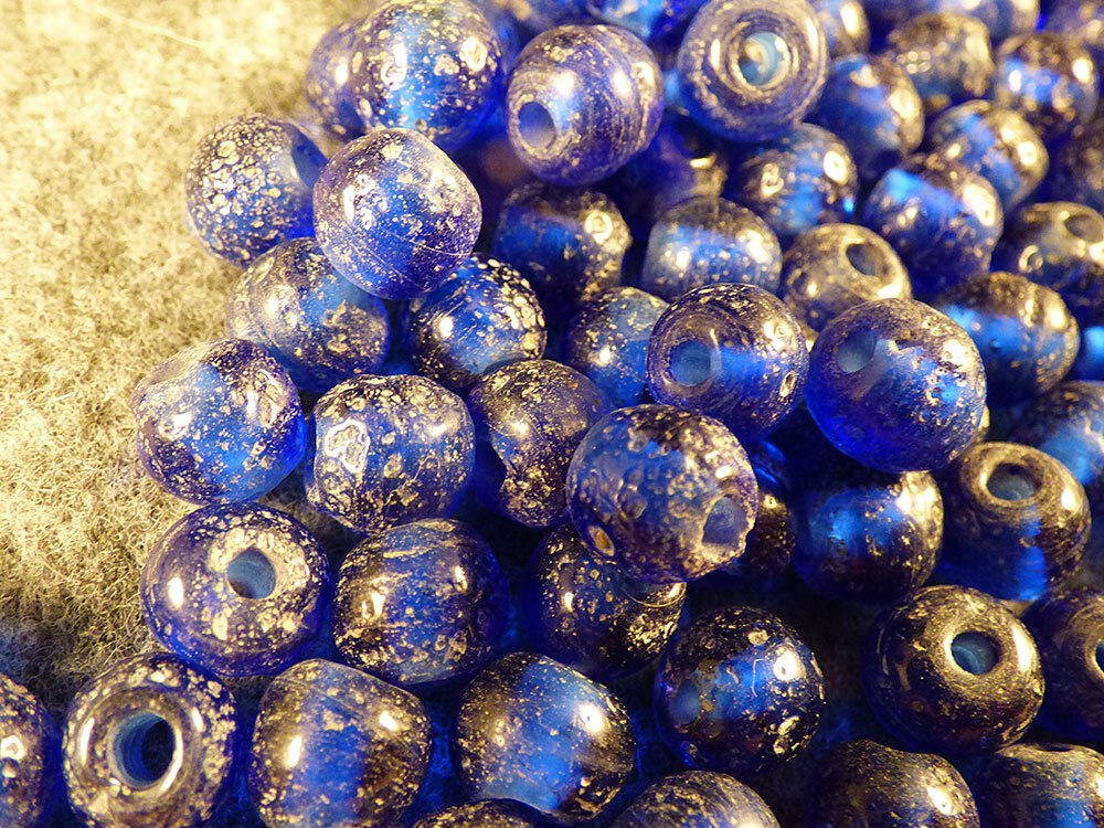 10 Huron Indian Cobalt Blue Glass Old Style Trade Beads w/Patina Fur Trade 1800s