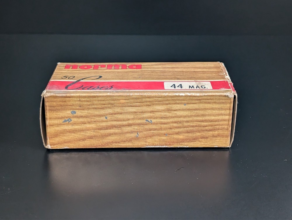 VINTAGE NORMA 44 MAGNUM AMMO BOX w/ INSERT EMPTY (a)