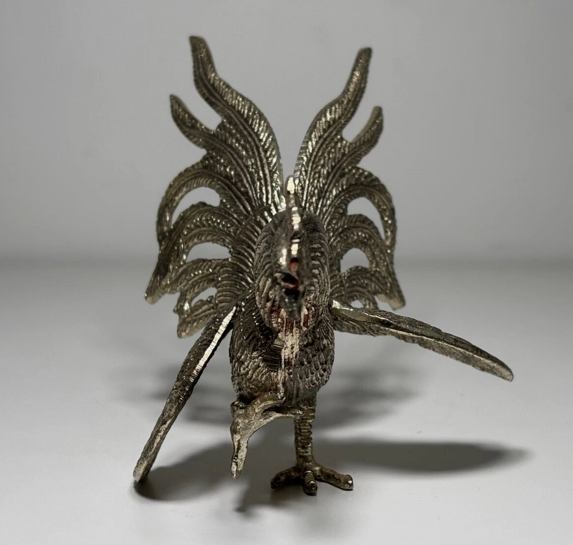 Pair of silver-plated metal fighting roosters, antique bird, rustic decoration