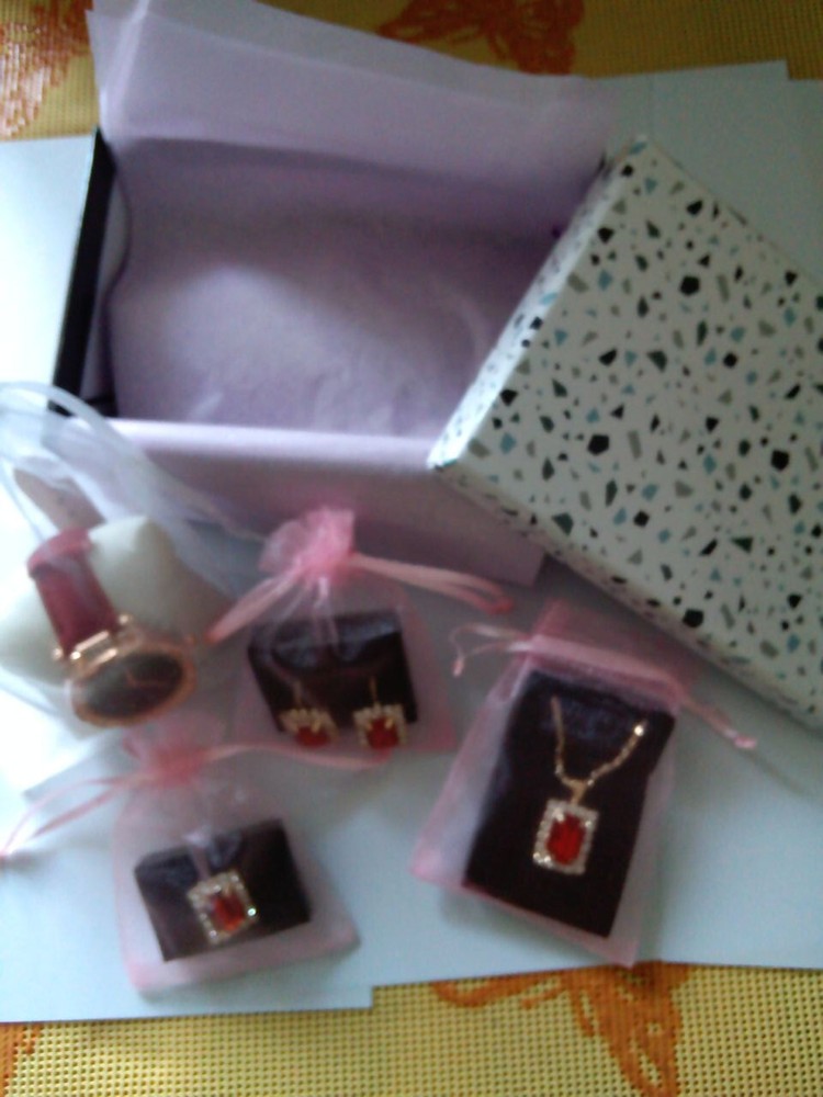 Watch.Neckleace Ring And Earring Set