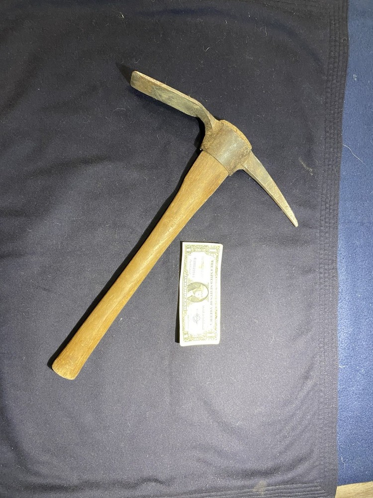 ORIGINAL WWI WWII US ARMY M1910 PICK AXE MATTOCK "US" stamped pre 1941