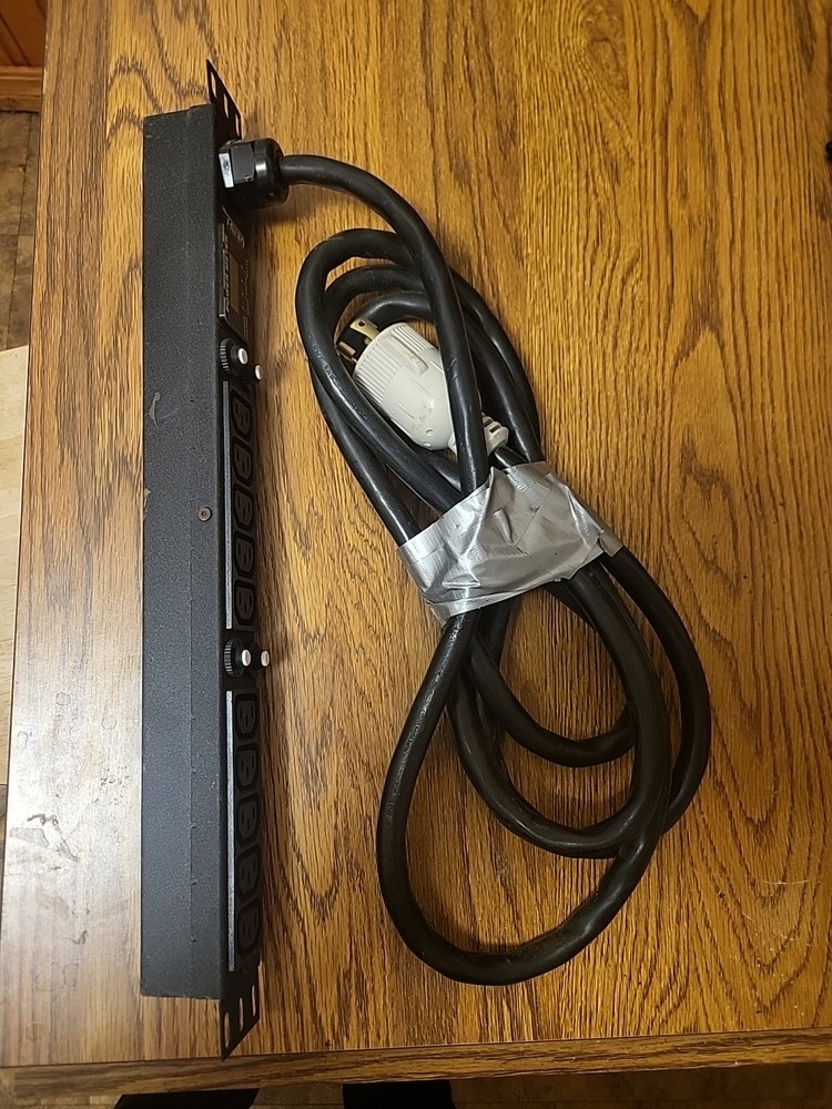 Geist 24A Metered PDU