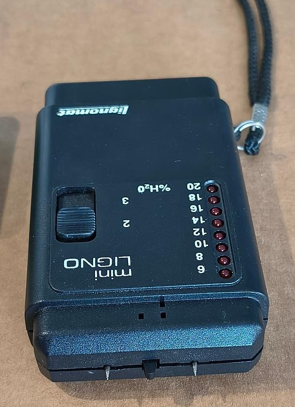 Lignomat Mini-Ligno Pin Type Moisture Meter w/ Case & Instructions Free US Ship