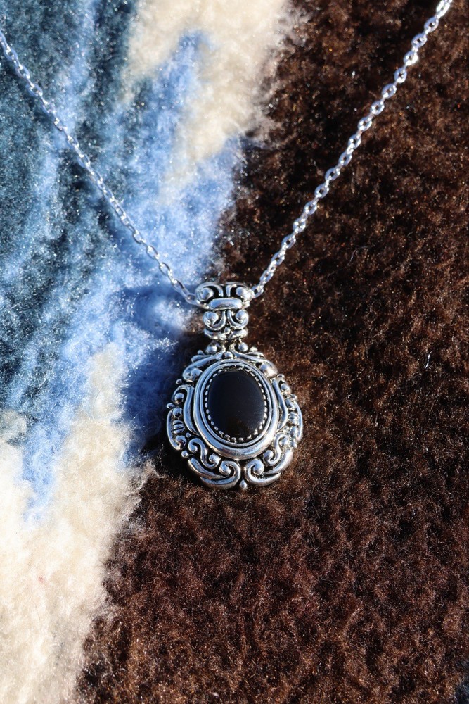 Handmade Silver Pendent Necklace