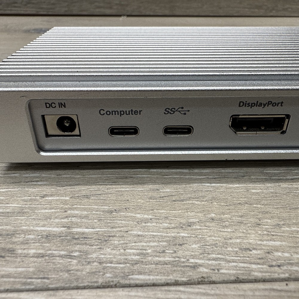 CALDIGIT USB-C-DOCK-US USB 3.1 Type C Desktop Dock N Cords