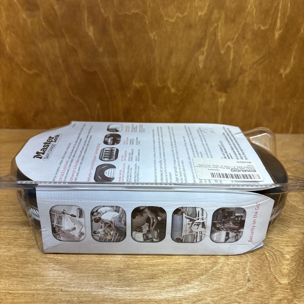 Master Lock SAFE SPACE 5900D CLAM Portable Personal Security Safe - NIB