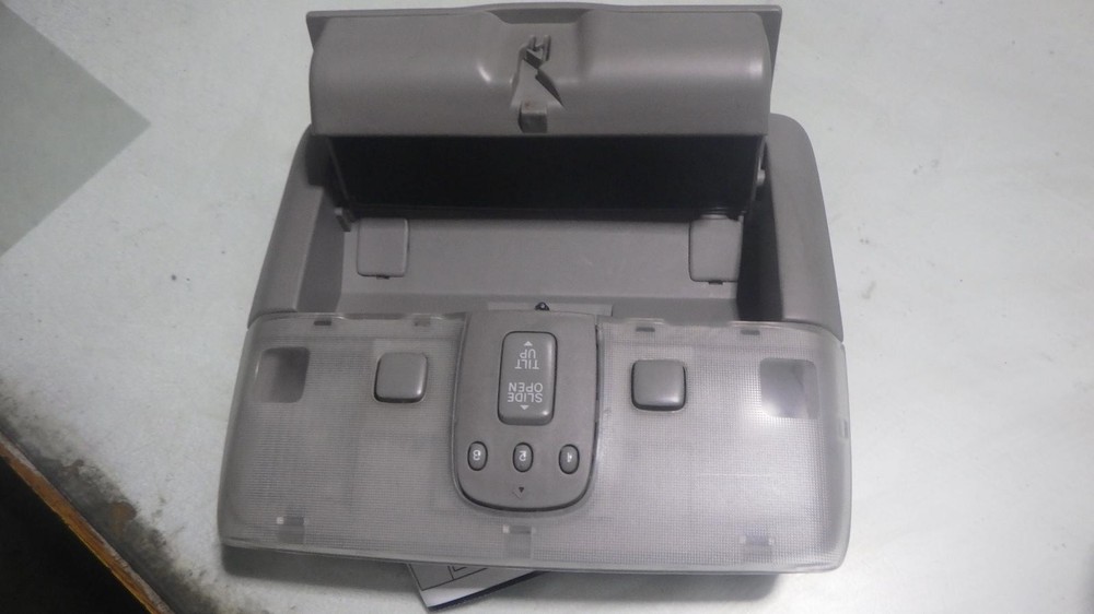 04 LEXUS ES330 Front Console roof