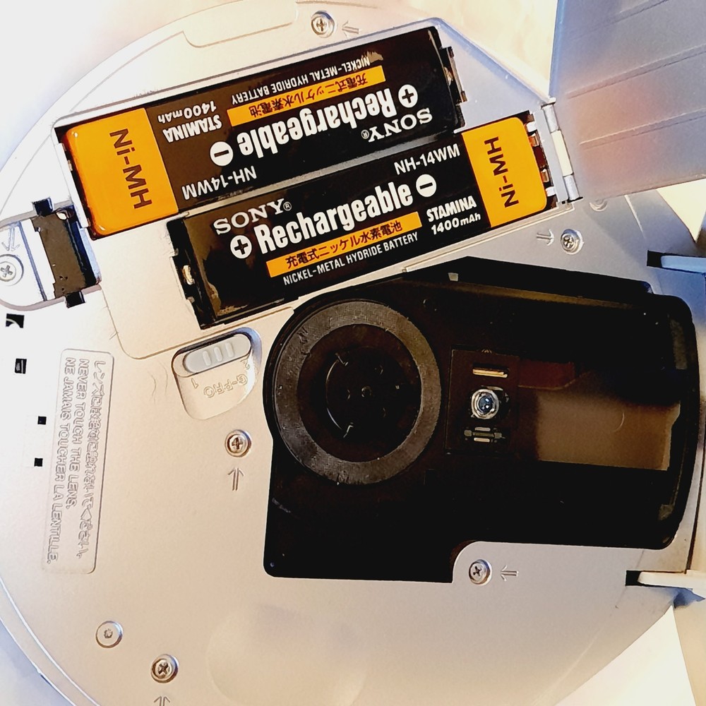 SONY CD Walkman D-EJ925 Full Set TESTED