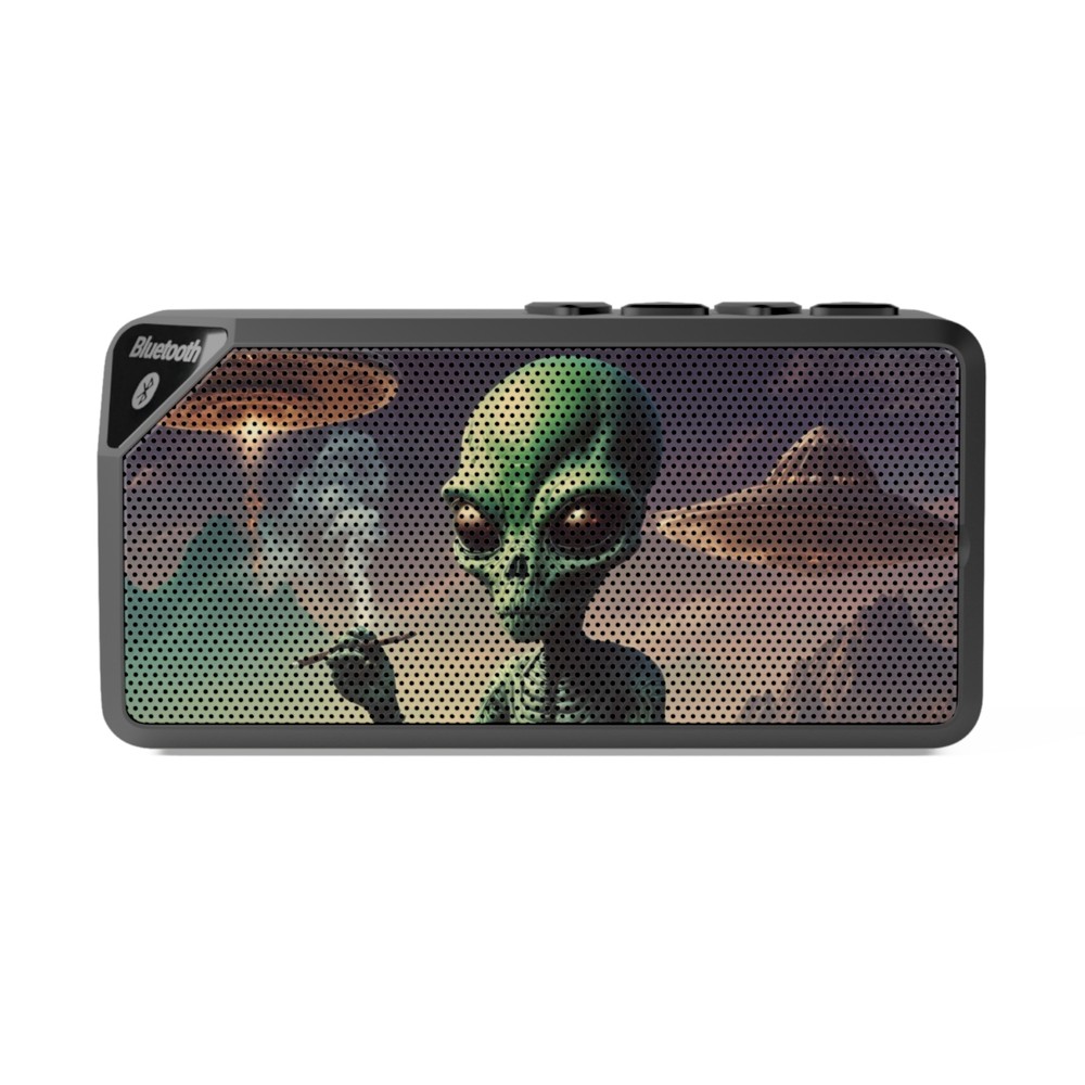 Alien Designs Bluetooth Speaker