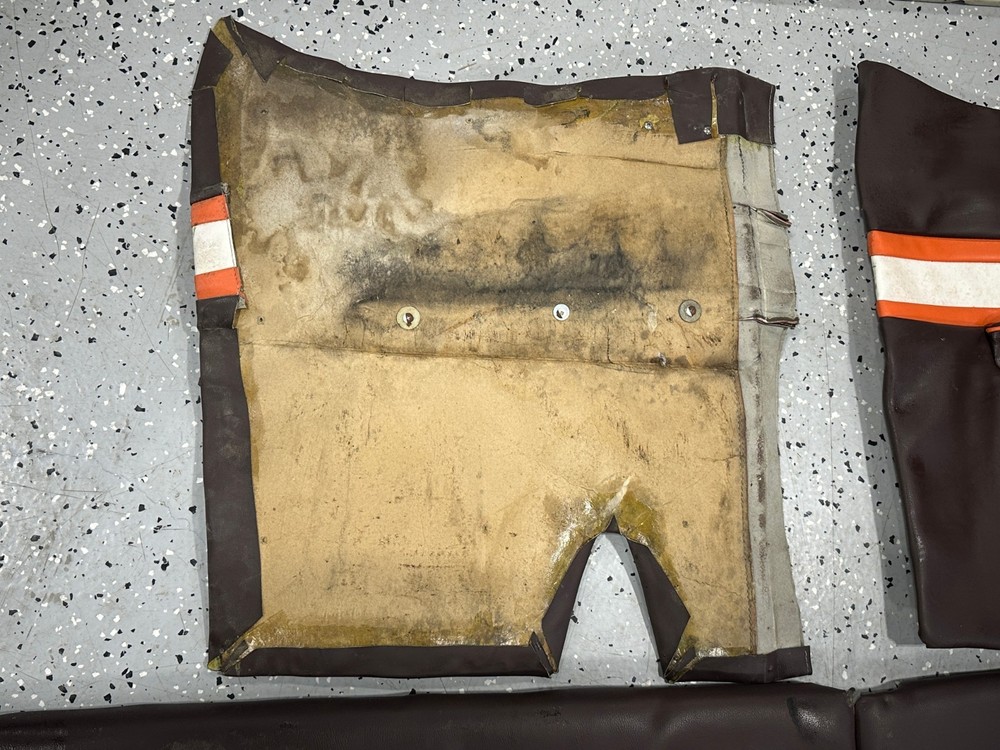 CESSNA 172 C CABIN INTERIOR PANELS - LOWER